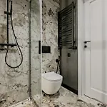 Crystal Peak Z Prywatnym Jacuzzi, Odkryj-zakopane شاليه