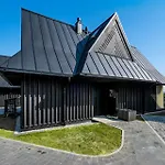 Crystal Peak Z Prywatnym Jacuzzi, Odkryj-zakopane شاليه