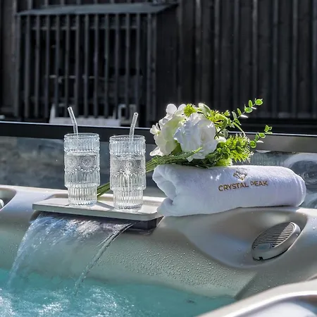 Crystal Peak Z Prywatnym Jacuzzi, Odkryj-zakopane *